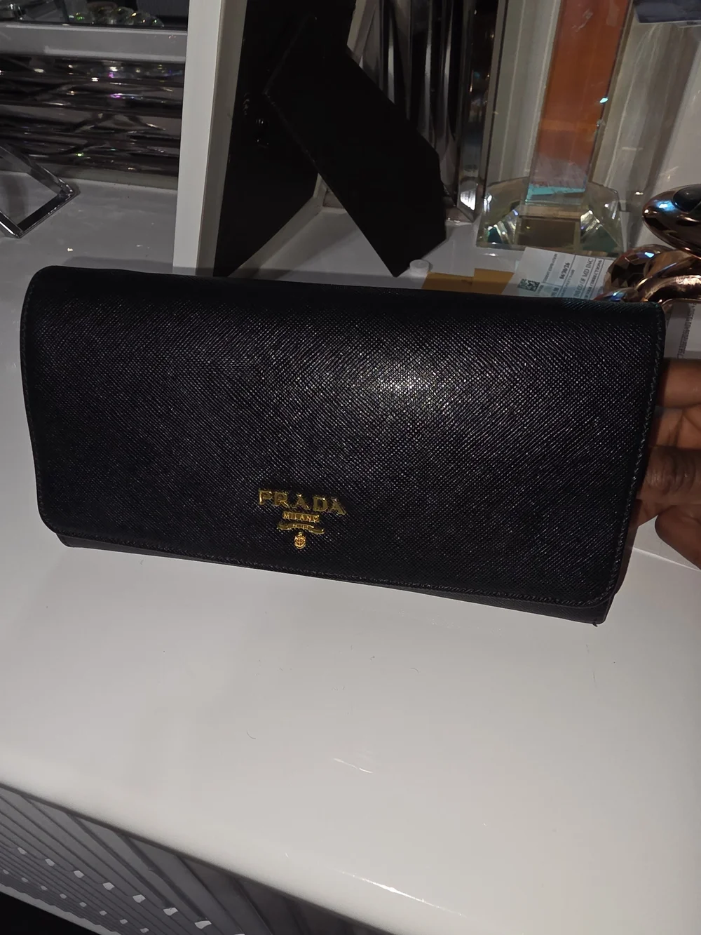 Prada Black Saffiano Logo Wallet - Picture 2 of 8